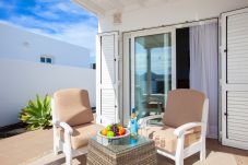 Villa Puerto Calero is een luxe vakantievilla met verwarmd privé zwembad. Loopafstand van Puerto Calero, Lanzarote