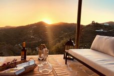 Villa in Torrox - Villa Regazo Andaluz | Villa met privé zwembad op 15 min van zee in Andalusië