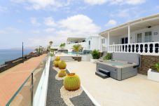 Villa in Puerto del Carmen - Villa Oceano
