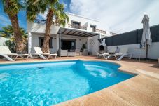 Villa in Playa Blanca - Villa Pina