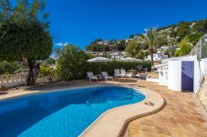 Villa in Moraira - Casita Travel | Villa Pequena Joya