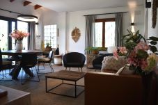 Huis in Moraira - Casita Travel | Casa Girasol