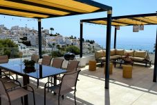 Villa in Nerja - Villa Playa Nerja II | Luxe 12-persoons villa met zeezicht