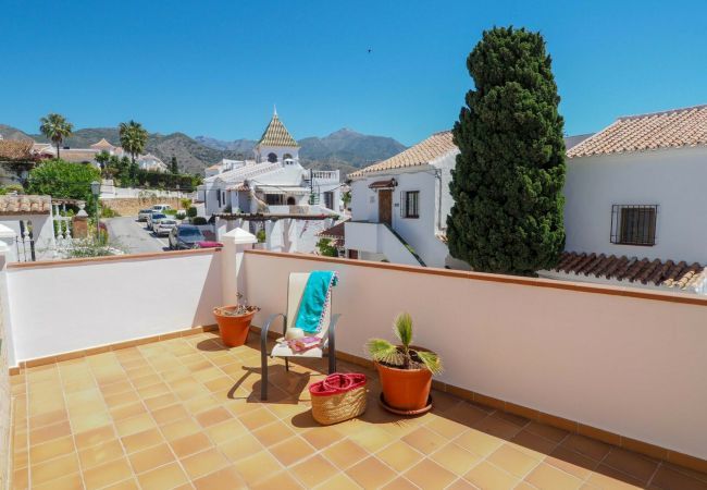 Villa in Nerja - Villa Burriana Villa in Nerja - Villa Burriana