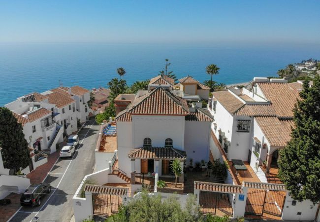 Villa in Nerja - Villa Burriana Villa in Nerja - Villa Burriana