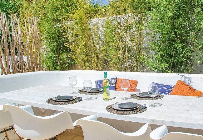 Villa in Moraira - Casita Travel | Casa Contenta Villa in Moraira - Casita Travel | Casa Contenta