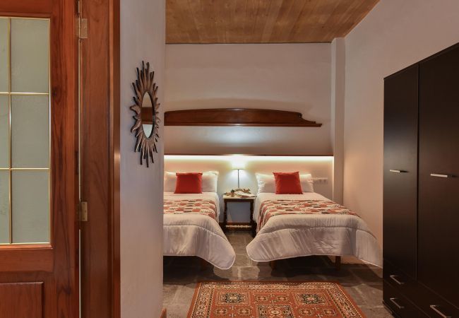 De moderne Finca del Norte met privé zwembad in Arucas, Gran Canaria Finca del Norte is een ruim en modern vakantiehuis met verwarmd privé zwembad in Arucas, Gran Canaria