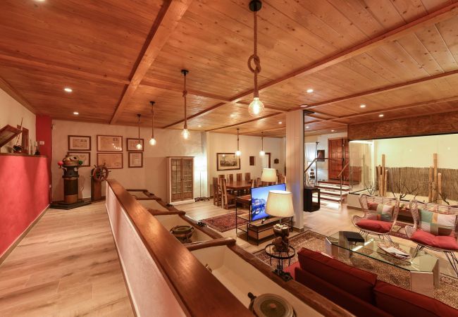De moderne Finca del Norte met privé zwembad in Arucas, Gran Canaria Finca del Norte is een ruim en modern vakantiehuis met verwarmd privé zwembad in Arucas, Gran Canaria