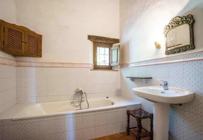 Villa met privé zwembad in Frigiliana | Casita Travel Mooie finca met panoramisch uitzicht en privé zwembad. Vlakbij het pittoreske Frigiliana.