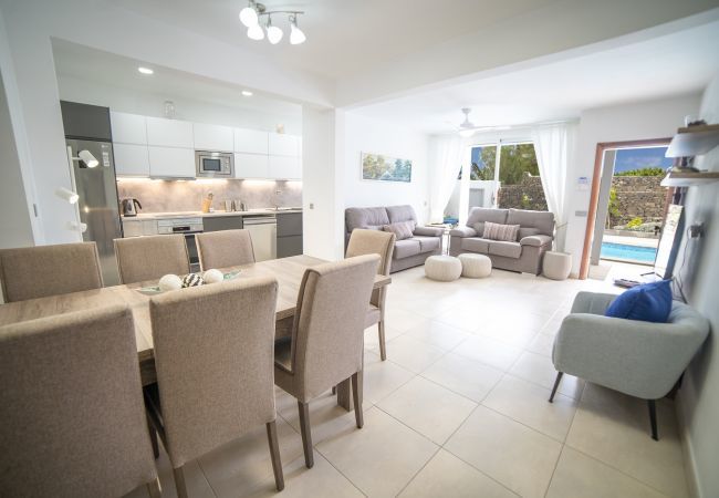 Villa in Puerto del Carmen - Villa Carmen Villa in Puerto del Carmen - Villa Carmen