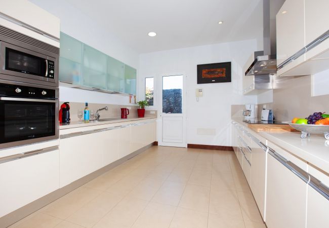 Villa in Puerto del Carmen - Villa Puerto Calero Villa in Puerto del Carmen - Villa Puerto Calero