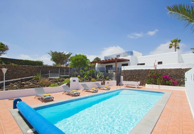 Villa in Puerto del Carmen - Villa Lexy Villa in Puerto del Carmen - Villa Lexy