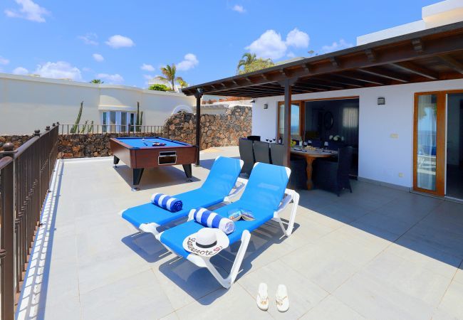 Villa in Puerto del Carmen - Villa Jill Villa in Puerto del Carmen - Villa Jill