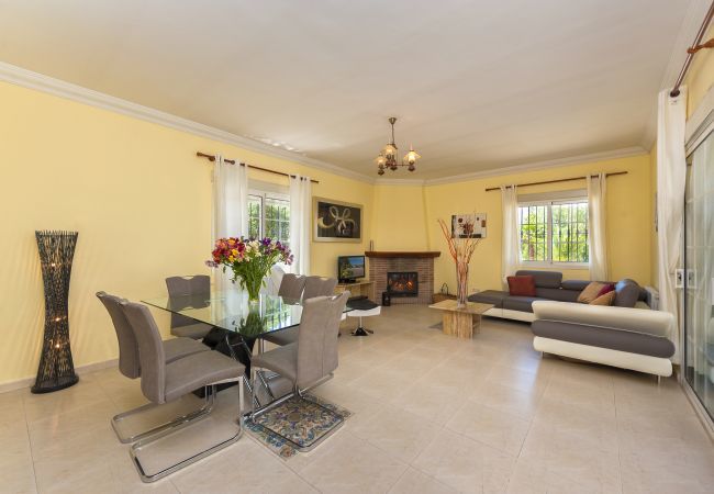 Villa in Alhaurín el Grande - Villa Laura Villa in Alhaurín el Grande - Villa Laura