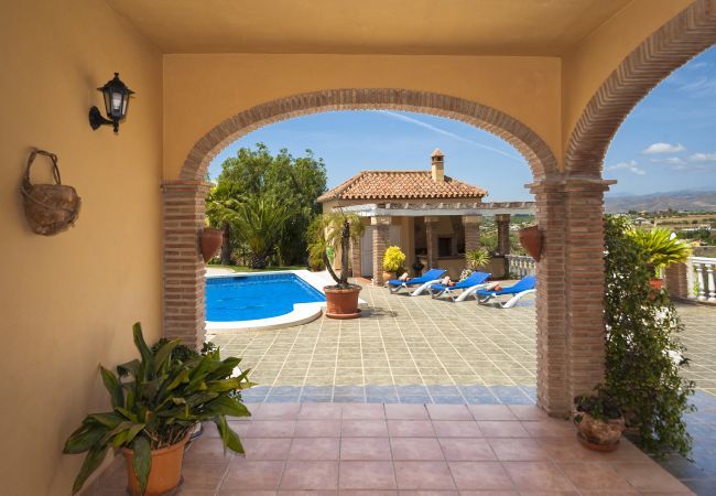 Villa in Alhaurín el Grande - Villa Laura Villa in Alhaurín el Grande - Villa Laura