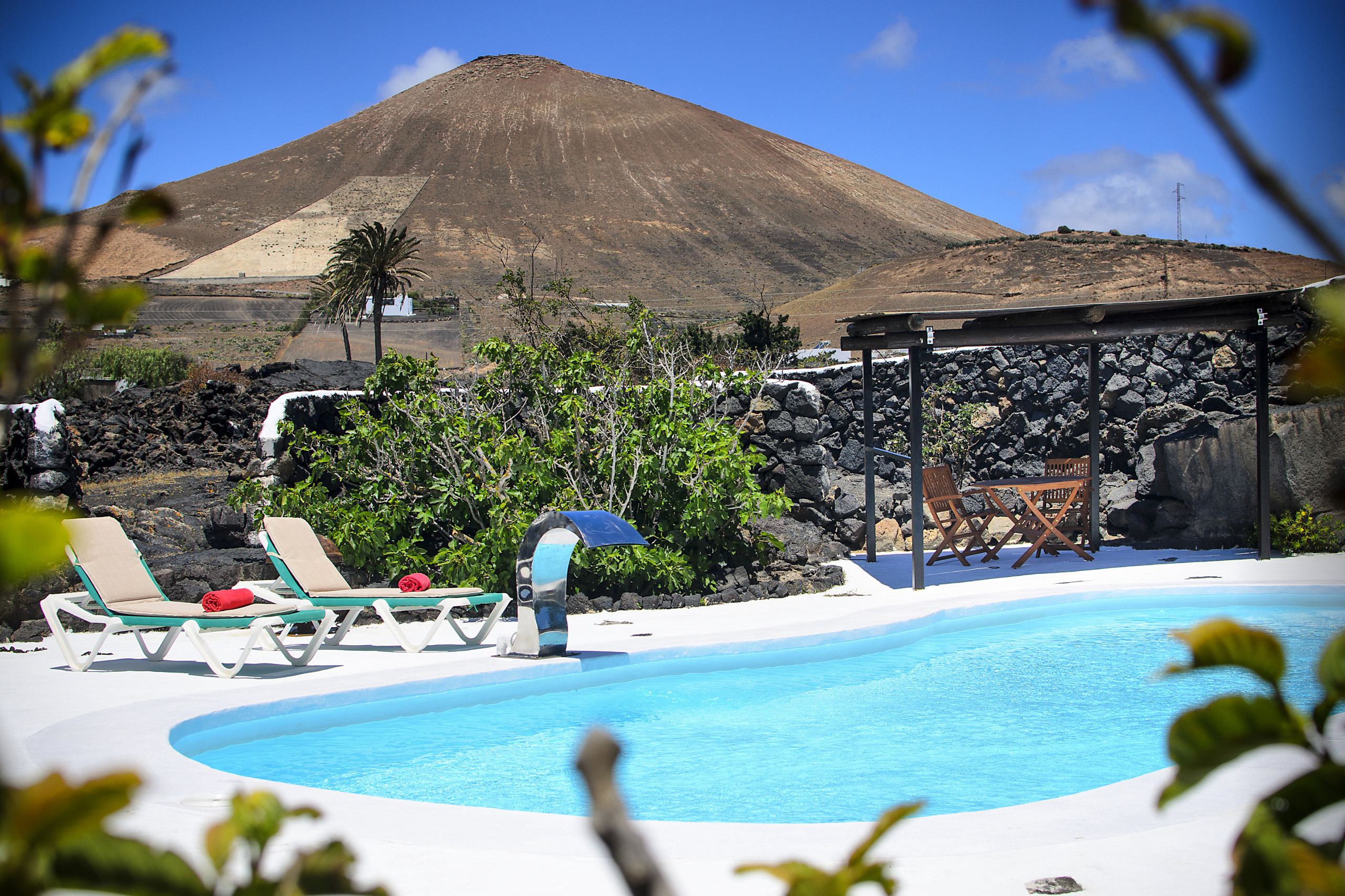 Villa Lanzarote Pequeña is een vakantievilla voor twee met privé zwembad en veel privacy in Masdache, Lanzarote