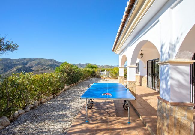 Villa in Canillas de Aceituno - Casa Cartarra Villa in Canillas de Aceituno - Casa Cartarra