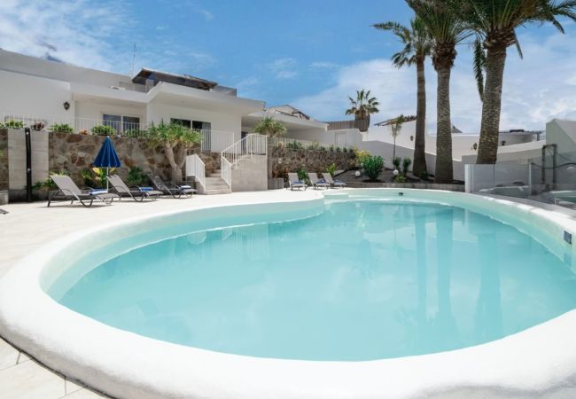 Villa in Puerto del Carmen - Villa Magnolia Villa in Puerto del Carmen - Villa Magnolia