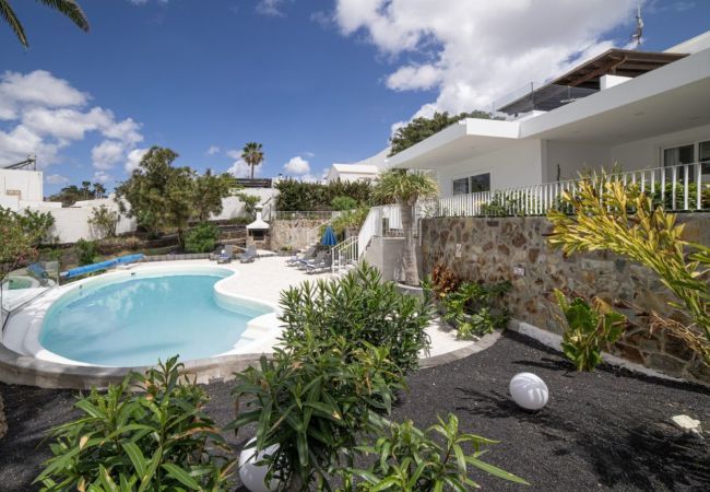 Villa in Puerto del Carmen - Villa Magnolia Villa in Puerto del Carmen - Villa Magnolia