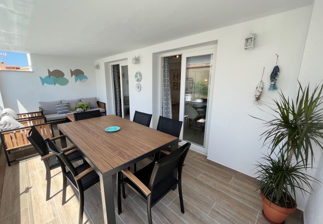 Villa in Nerja - Villa Las Palmeras Villa in Nerja - Villa Las Palmeras