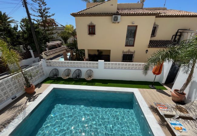 Villa in Nerja - Villa Las Palmeras Villa in Nerja - Villa Las Palmeras