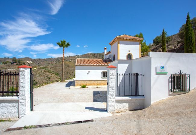 Villa in Torrox - Villa Regazo Andaluz | Villa met privé zwembad op 12 min van zee in Andalusië Villa in Torrox - Villa Regazo Andaluz | Villa met privé zwembad op 12 min van zee in Andalusië