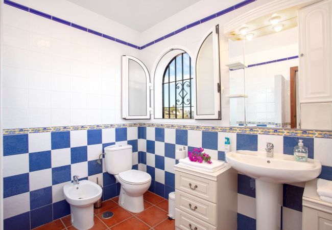 Villa in Torrox - Villa Regazo Andaluz | Villa met privé zwembad op 12 min van zee in Andalusië Villa in Torrox - Villa Regazo Andaluz | Villa met privé zwembad op 12 min van zee in Andalusië