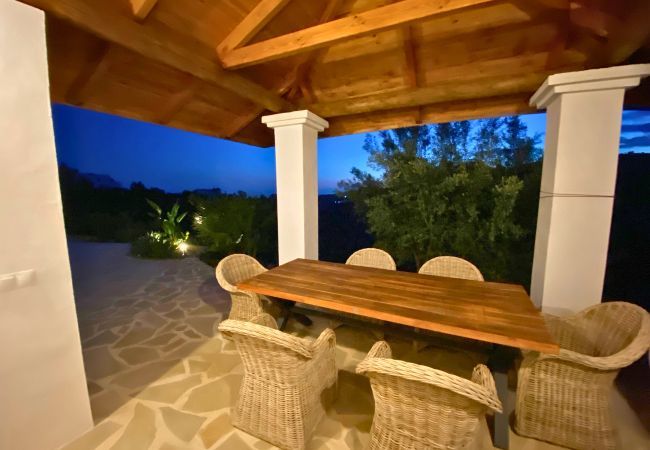Villa in Torrox - Villa Regazo Andaluz | Villa met privé zwembad op 12 min van zee in Andalusië Villa in Torrox - Villa Regazo Andaluz | Villa met privé zwembad op 12 min van zee in Andalusië