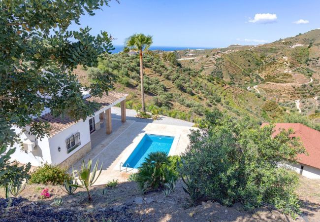 Villa in Torrox - Villa Regazo Andaluz | Villa met privé zwembad op 12 min van zee in Andalusië Villa in Torrox - Villa Regazo Andaluz | Villa met privé zwembad op 12 min van zee in Andalusië