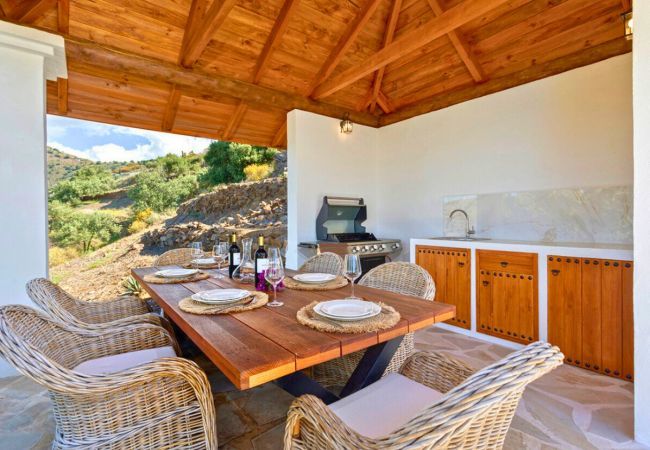 Villa in Torrox - Villa Regazo Andaluz | Villa met privé zwembad op 12 min van zee in Andalusië Villa in Torrox - Villa Regazo Andaluz | Villa met privé zwembad op 12 min van zee in Andalusië