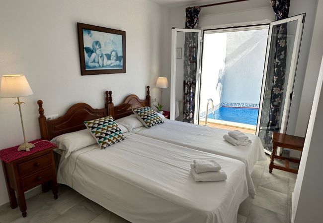 Villa in Nerja - Villa Amaia Villa in Nerja - Villa Amaia
