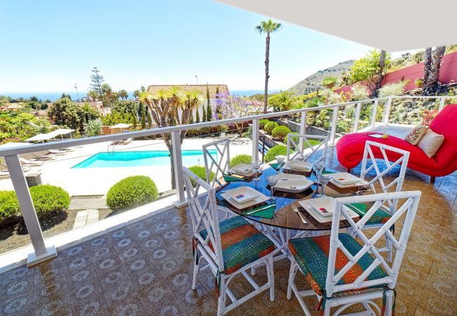 Villa in Las Palmas de Gran Canaria - Villa Tafira Villa in Las Palmas de Gran Canaria - Villa Tafira