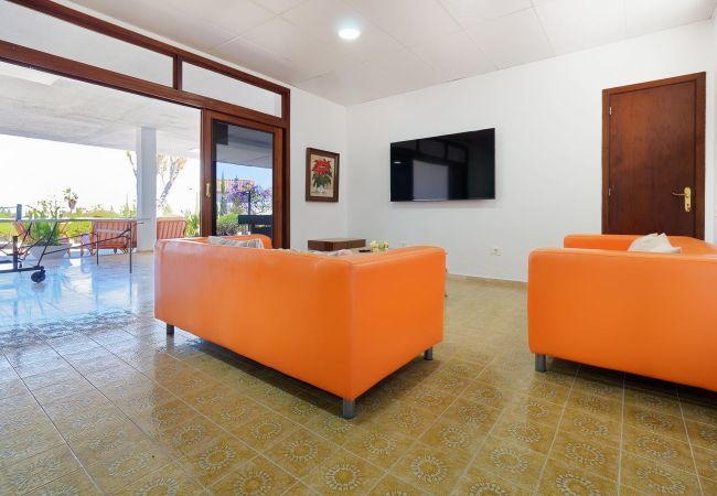 Villa in Las Palmas de Gran Canaria - Villa Tafira Villa in Las Palmas de Gran Canaria - Villa Tafira