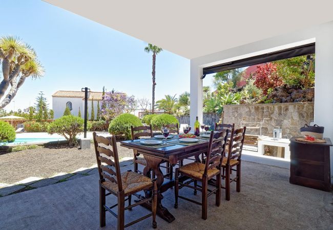Villa in Las Palmas de Gran Canaria - Villa Tafira Villa in Las Palmas de Gran Canaria - Villa Tafira
