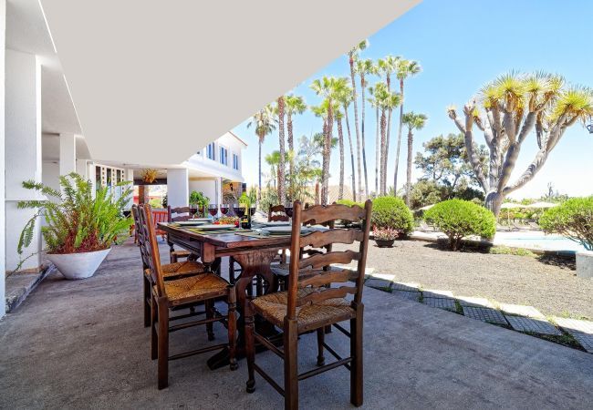 Villa in Las Palmas de Gran Canaria - Villa Tafira Villa in Las Palmas de Gran Canaria - Villa Tafira