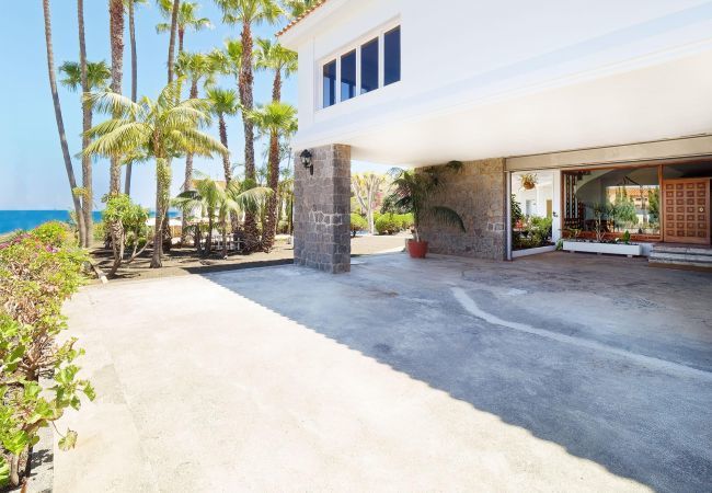 Villa in Las Palmas de Gran Canaria - Villa Tafira Villa in Las Palmas de Gran Canaria - Villa Tafira