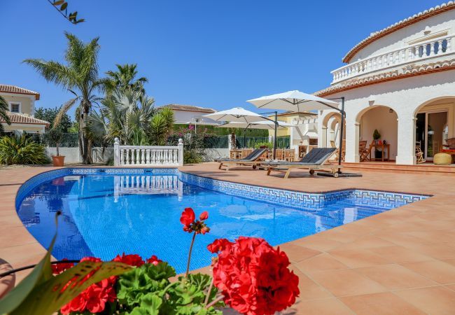 Villa in Javea - Casita Travel | Villa Tordanxa met privé zwembad bij Cala Granadella Villa in Javea - Casita Travel | Villa Tordanxa met privé zwembad bij Cala Granadella