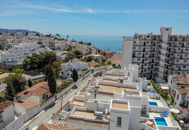 Villa in Nerja - Villa Vista Azul Villa in Nerja - Villa Vista Azul