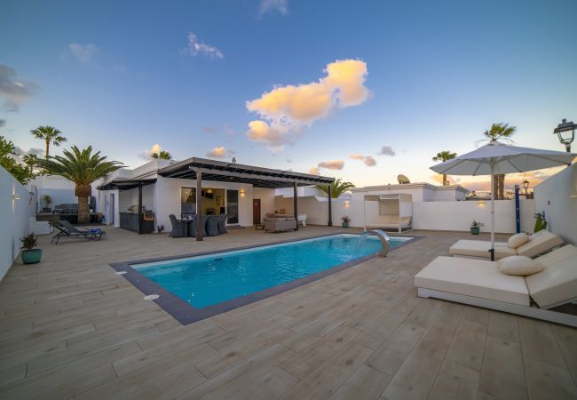 Villa in Puerto del Carmen - Villa Solana Villa in Puerto del Carmen - Villa Solana