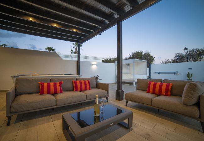 Villa in Puerto del Carmen - Villa Solana Villa in Puerto del Carmen - Villa Solana