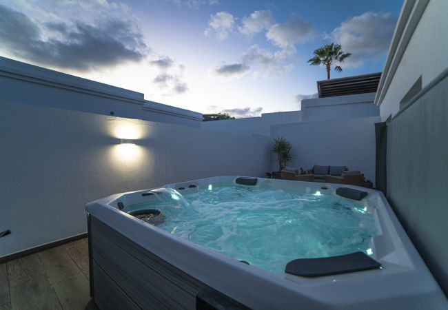 Villa in Puerto del Carmen - Villa Solana Villa in Puerto del Carmen - Villa Solana