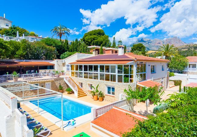 Villa in Alfaz del Pí - Casita Travel | Villa Grande Alfaz del Pi/ 16 personen villa
