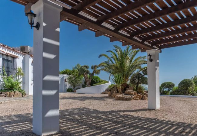 Villa in Canillas de Aceituno - Villa Monte Sereno | Luxe villa met adembenemend uitzicht Villa in Canillas de Aceituno - Villa Monte Sereno | Luxe villa met adembenemend uitzicht