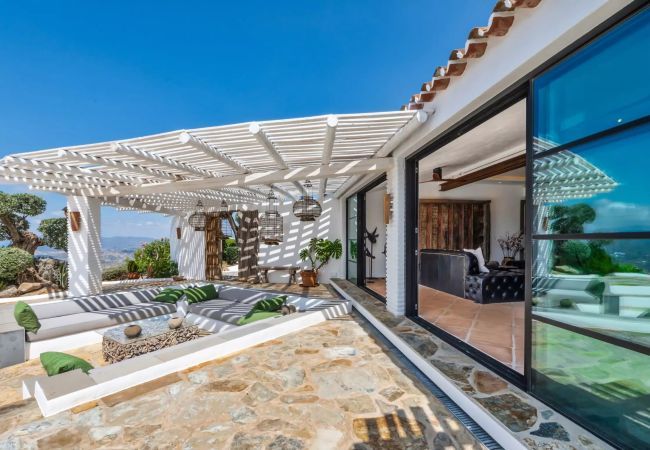 Villa in Canillas de Aceituno - Villa Monte Sereno | Luxe villa met adembenemend uitzicht Villa in Canillas de Aceituno - Villa Monte Sereno | Luxe villa met adembenemend uitzicht
