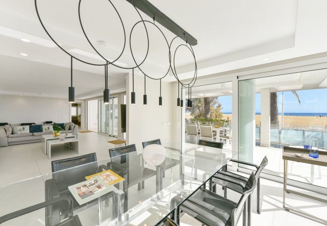Villa in Maspalomas - Villa Meloneras | villa aan het strand, perfect voor families en groepen Villa in Maspalomas - Villa Meloneras | villa aan het strand, perfect voor families en groepen