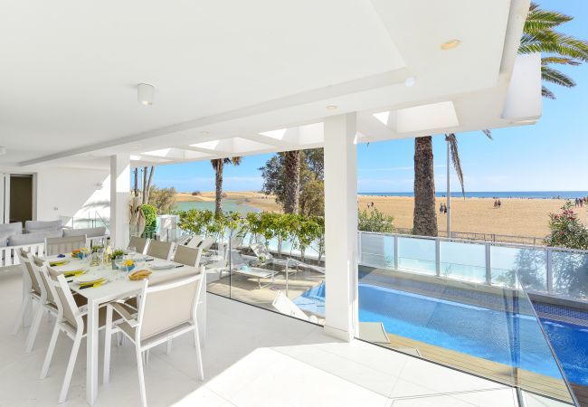 Villa in Maspalomas - Villa Meloneras | villa aan het strand, perfect voor families en groepen Villa in Maspalomas - Villa Meloneras | villa aan het strand, perfect voor families en groepen