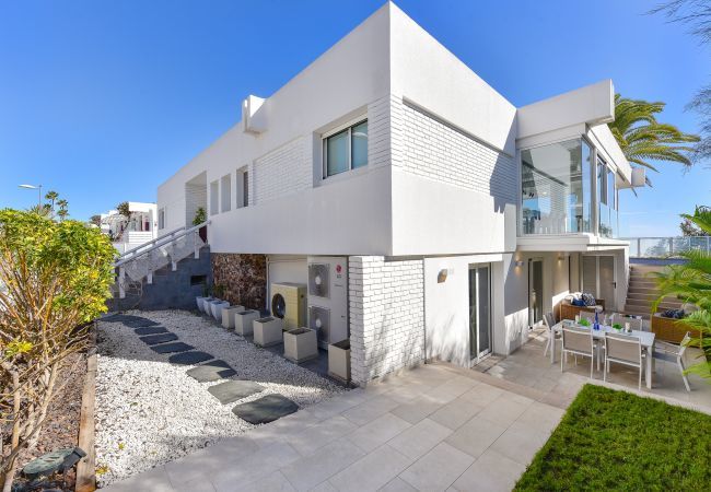 Villa in Maspalomas - Villa Meloneras | villa aan het strand, perfect voor families en groepen Villa in Maspalomas - Villa Meloneras | villa aan het strand, perfect voor families en groepen