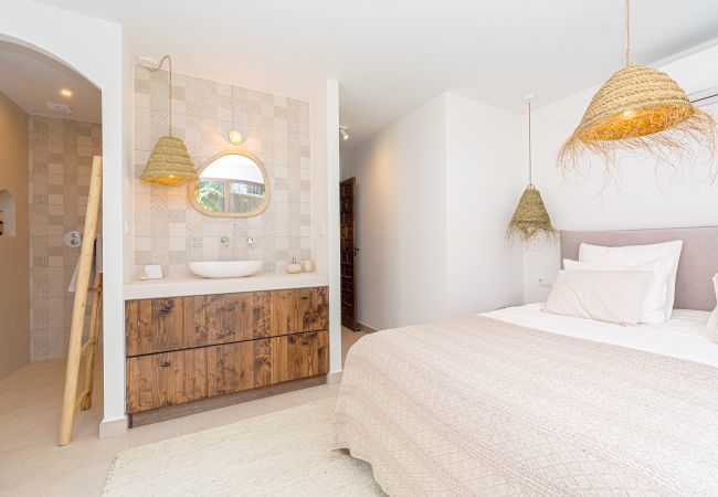 Villa in Javea - Casita Travel | Luxe Finca Genciana in Javea Villa in Javea - Casita Travel | Luxe Finca Genciana in Javea