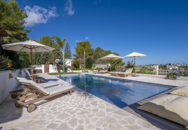 Villa in Javea - Casita Travel | Luxe Finca Genciana in Javea