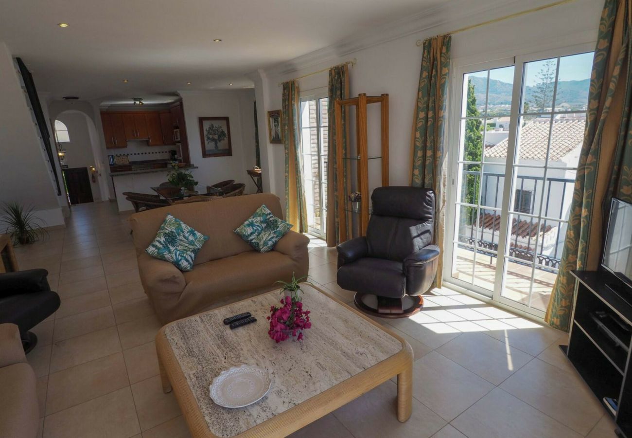 Villa in Nerja - Villa Burriana